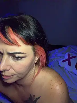 MarlaFknSinger's Live XXX Chat