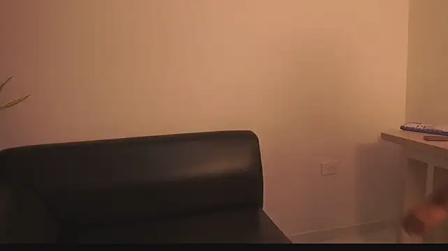 Anais_aradia - Show ass + spank ass