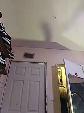 Cnutt310's Webcam Show