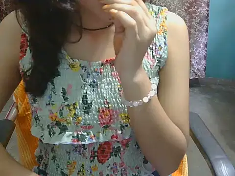 دردشة Adorable_Ayesha الجنسية المباشرة