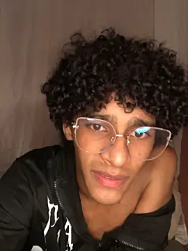 Evans_Femb Live XXX-chat