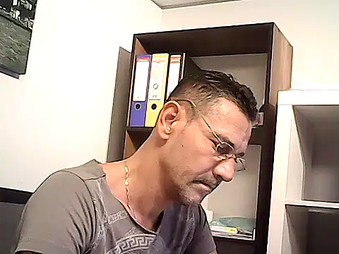 دردشة mastercharisma35 الجنسية المباشرة