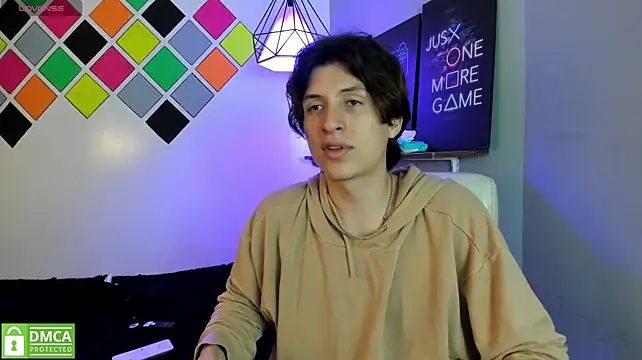 Marcovioletn Live XXX chat