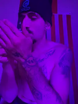 Chat XXX en directo de Begging4moreee