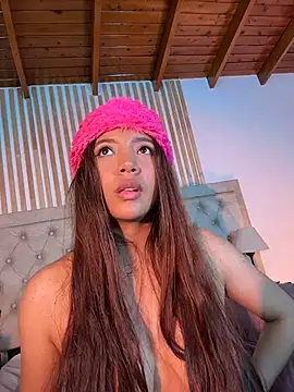 XXX chat uživo modela Pushaina__1