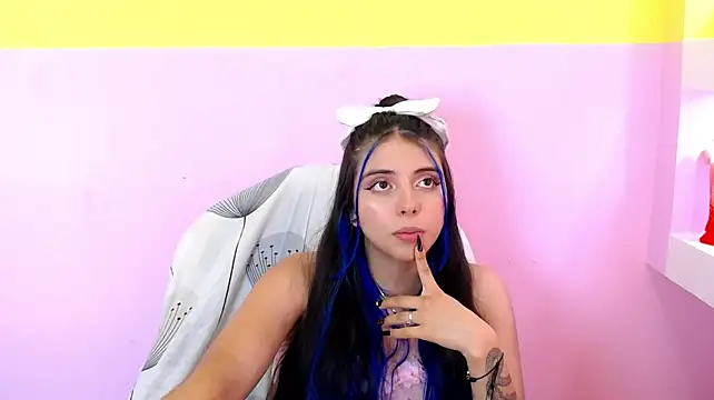 Kyomi_Huntn Live XXX chat