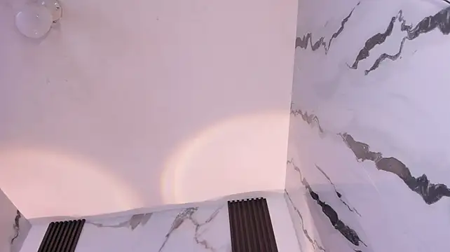 XXX chat uživo modela averline_sterling