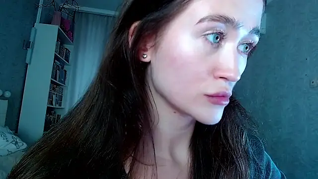 XXX chat uživo modela millllina