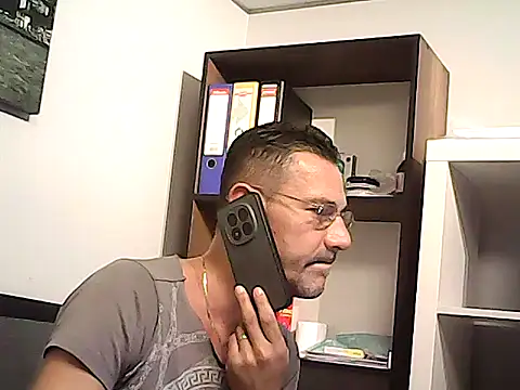 Chat XXX en directo de mastercharisma35