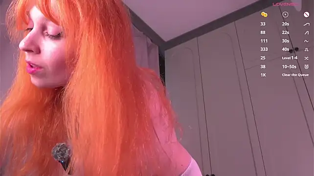 tgirlfoxy élő XXX-chatje