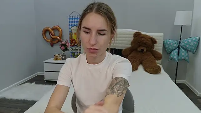 XXX chat uživo modela DeboraHorny