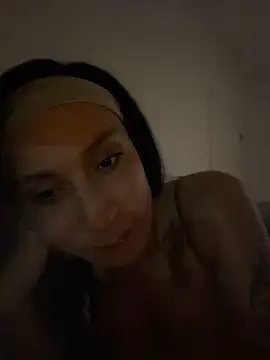 FerrariFrench Chat XXX live