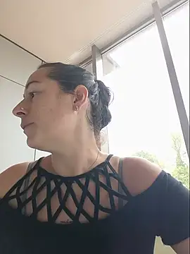 Bichota85 - 2 deditos coño+ 3 videos LT