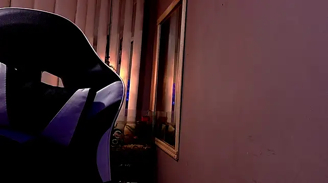 Angel-dragun's Live XXX Chat