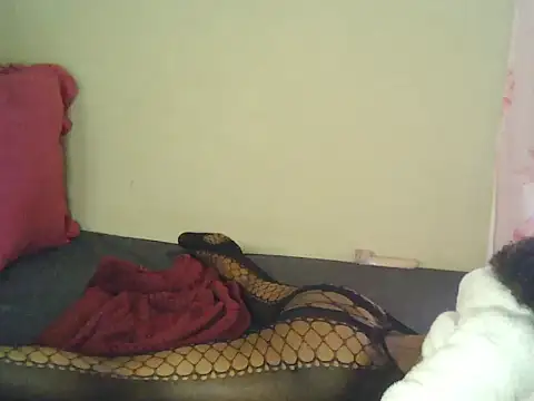 TheRealLadyAmina's Live XXX Chat