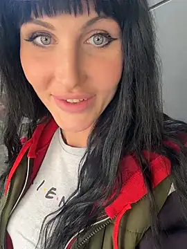 Kamila151 现场XXX聊天