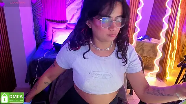 Kristen_tay - ride dildo + oil ass