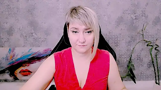 Djullia's Live XXX Chat