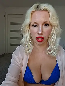 Show modela Mazlik27 na web-kameri