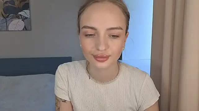 A_delina Chat XXX live