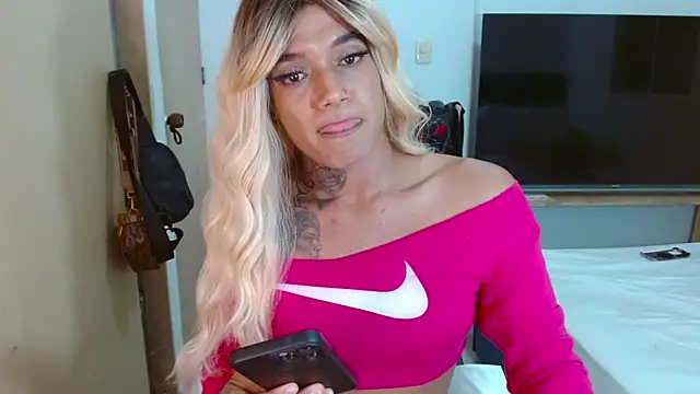 XXX chat uživo modela selfsuck_trans