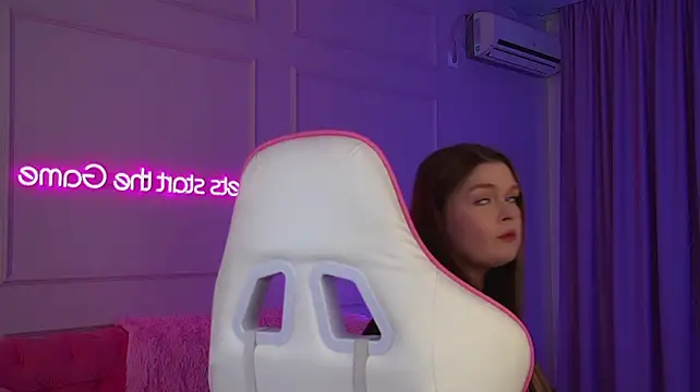 CrystalLyons Chat XXX in diretta