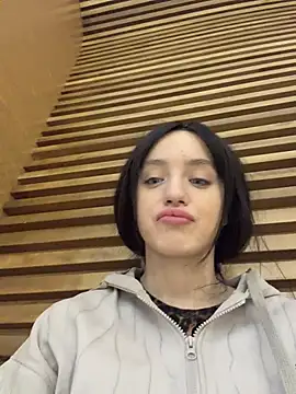 XXX chat uživo modela Lilonok