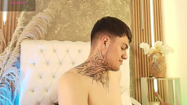 Canili_Hot Live XXX Chat