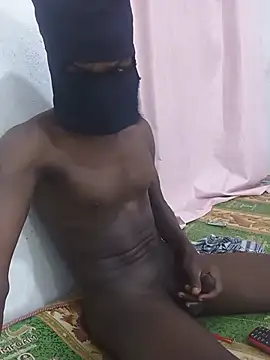 Chat +18 de VICTOR-CUM40 ao vivo