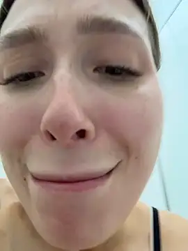 XXX chat uživo modela Coconut_milk