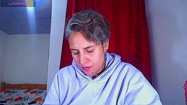 Yessi_rousse: απευθείας συνομιλία ΧΧΧ