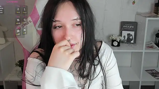 Emma-Blissa লাইভ XXX চ্যাট