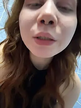 XXX chat uživo modela SlavicCandy