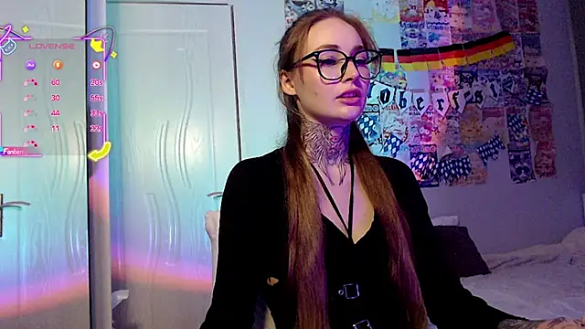Milky_way_UwU: онлайн-секс-чат