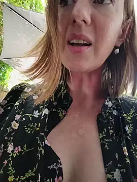 TopsyWilde - Spank pussy hard
