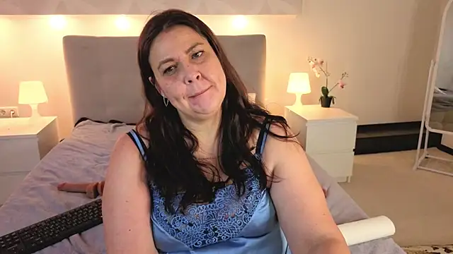 Chatroom XXX en direct de Adel_Williams