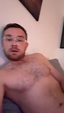 XXX chat uživo modela OracularPurr
