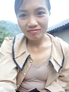 ngan-cute 即時 XXX 聊天