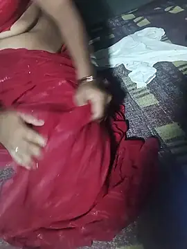 Desi_hot_bhabhii 网络视讯表演