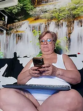 Chat +18 de QueenPammy1 ao vivo