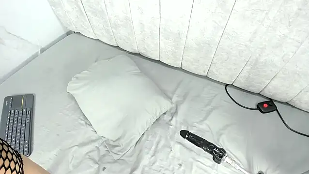 Lewins78 – Naživo XXX chat