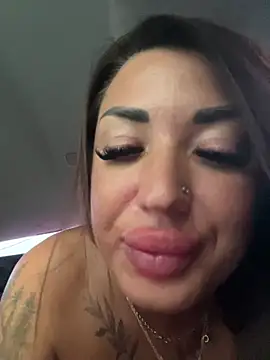RuslanaXX - Big squirt on you face