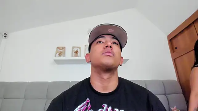 แชท XXX สดของ erotic_sins