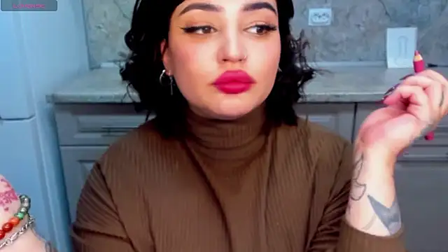 NikkiSummer's Live XXX Chat