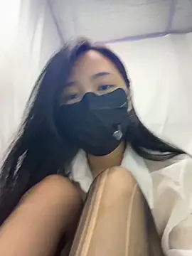 Nini_11 现场XXX聊天