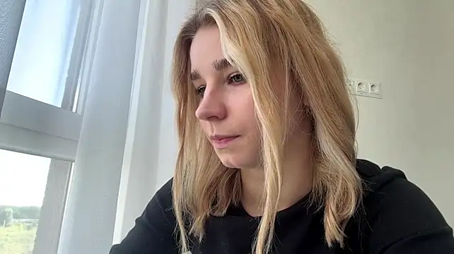 PickmeGirl Adlı Modelin Canlı XXX Sohbeti