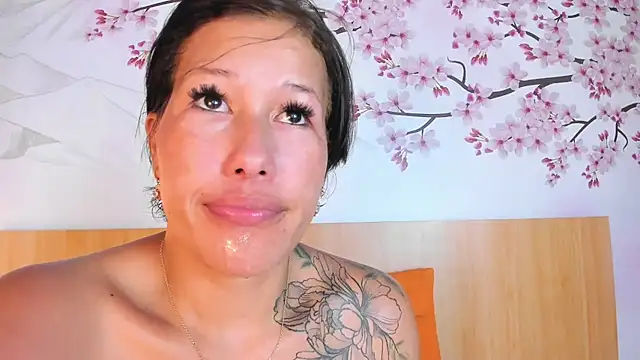 Laura_Torress – Naživo XXX chat