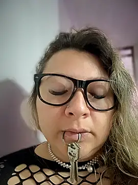 Chat XXX en directo de Temptation_Qm