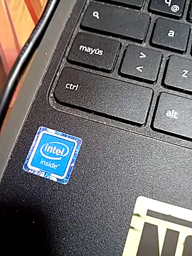 Pertunjukan Kamera Web Luxiano33