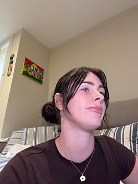 aus_queen Chat XXX in diretta